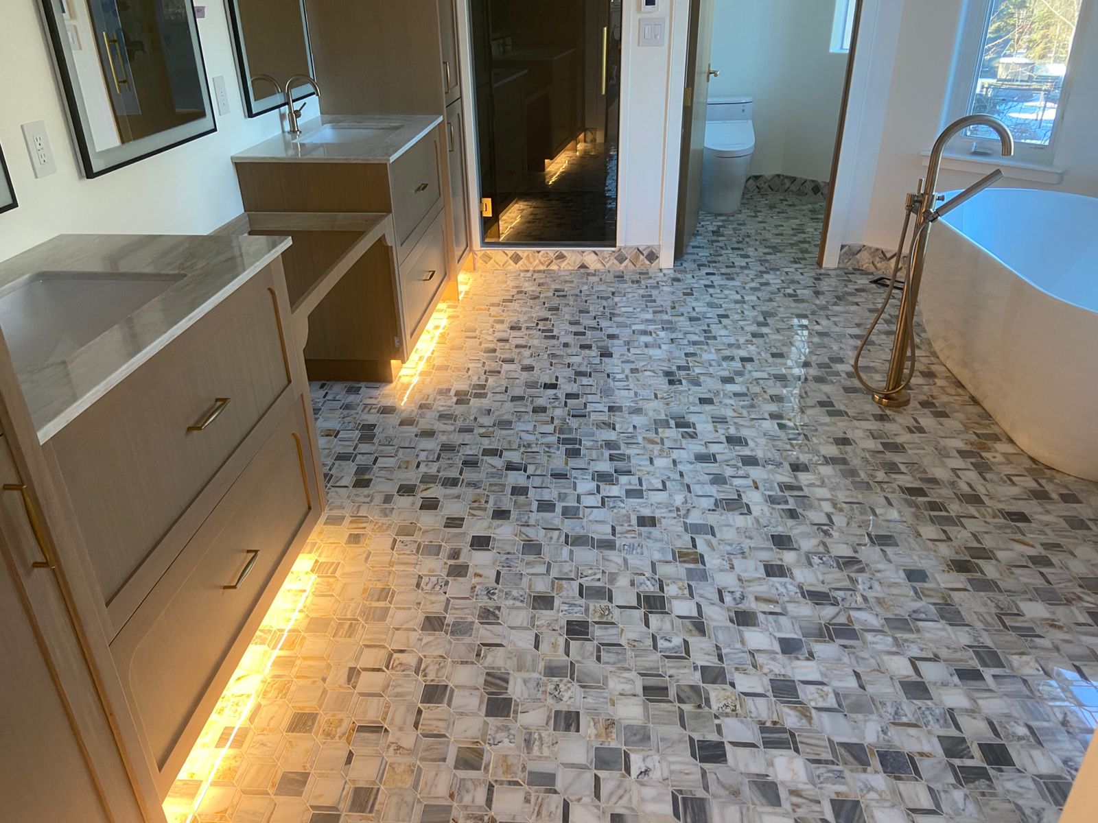 Epoxy